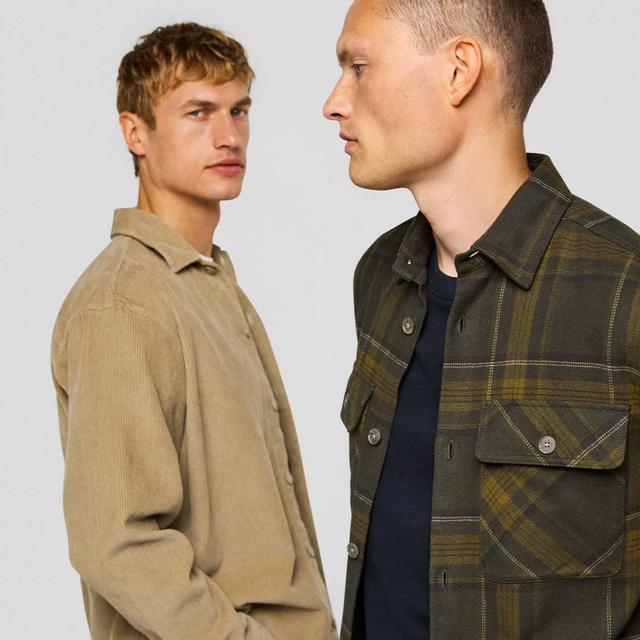 Få en gåva vid första köpet hos Jack & Jones