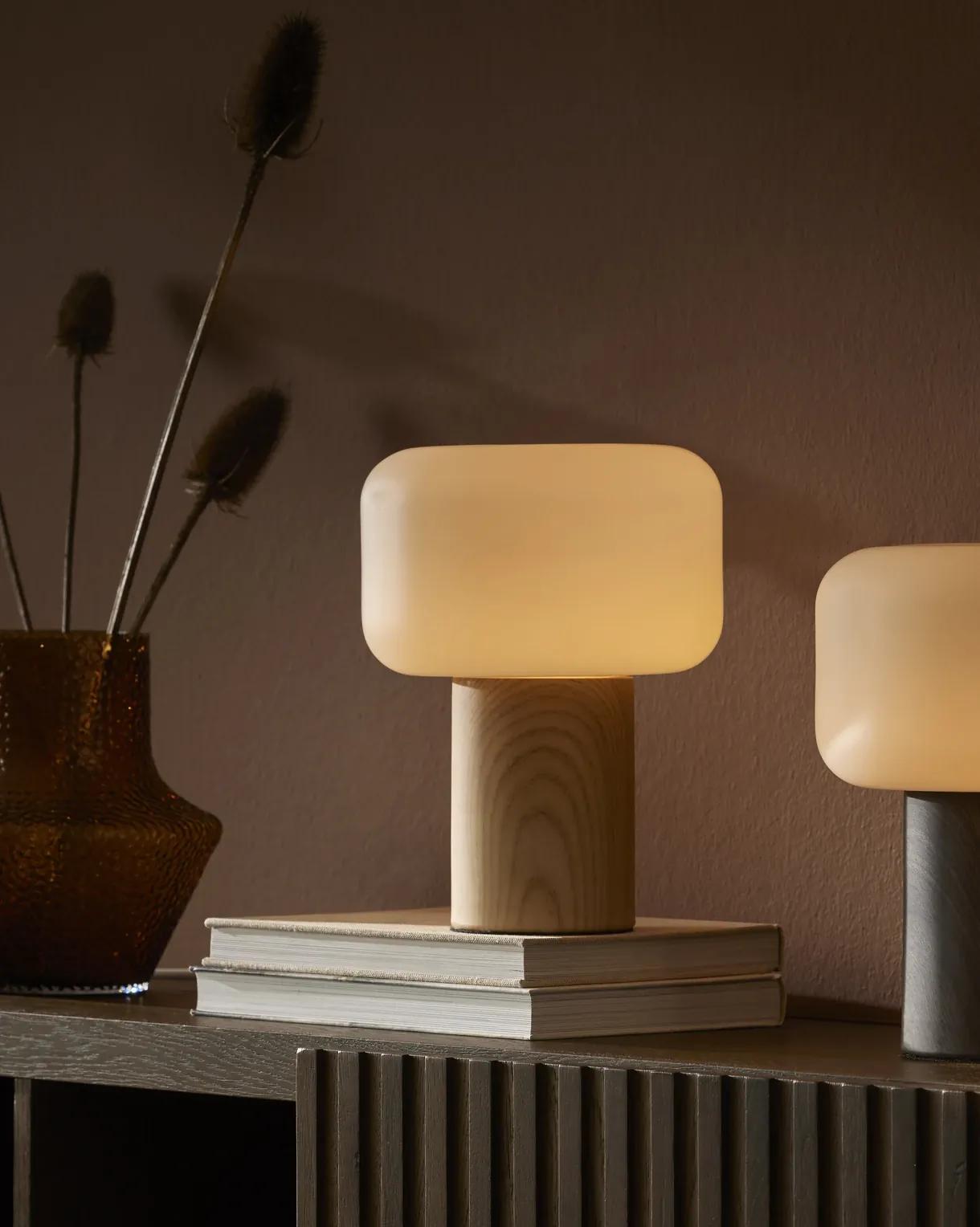Bruno Bordslampa i Modern Design