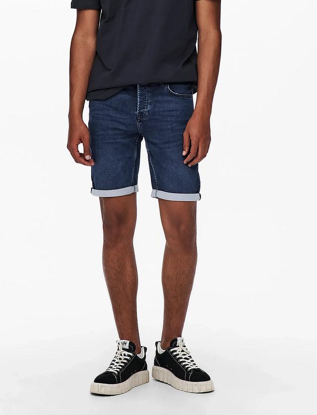 Exklusiva designermärken och modefavoriter