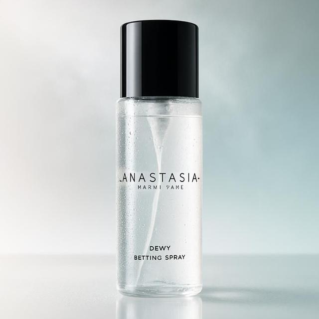 Anastasia Beverly Hills Dewy Setting Spray
