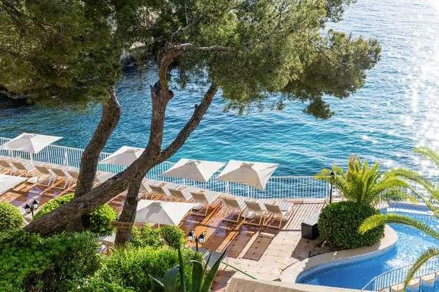 Boka boende på Hotel ROC Illetas & SPA på Mallorca från 1 335 kr per natt