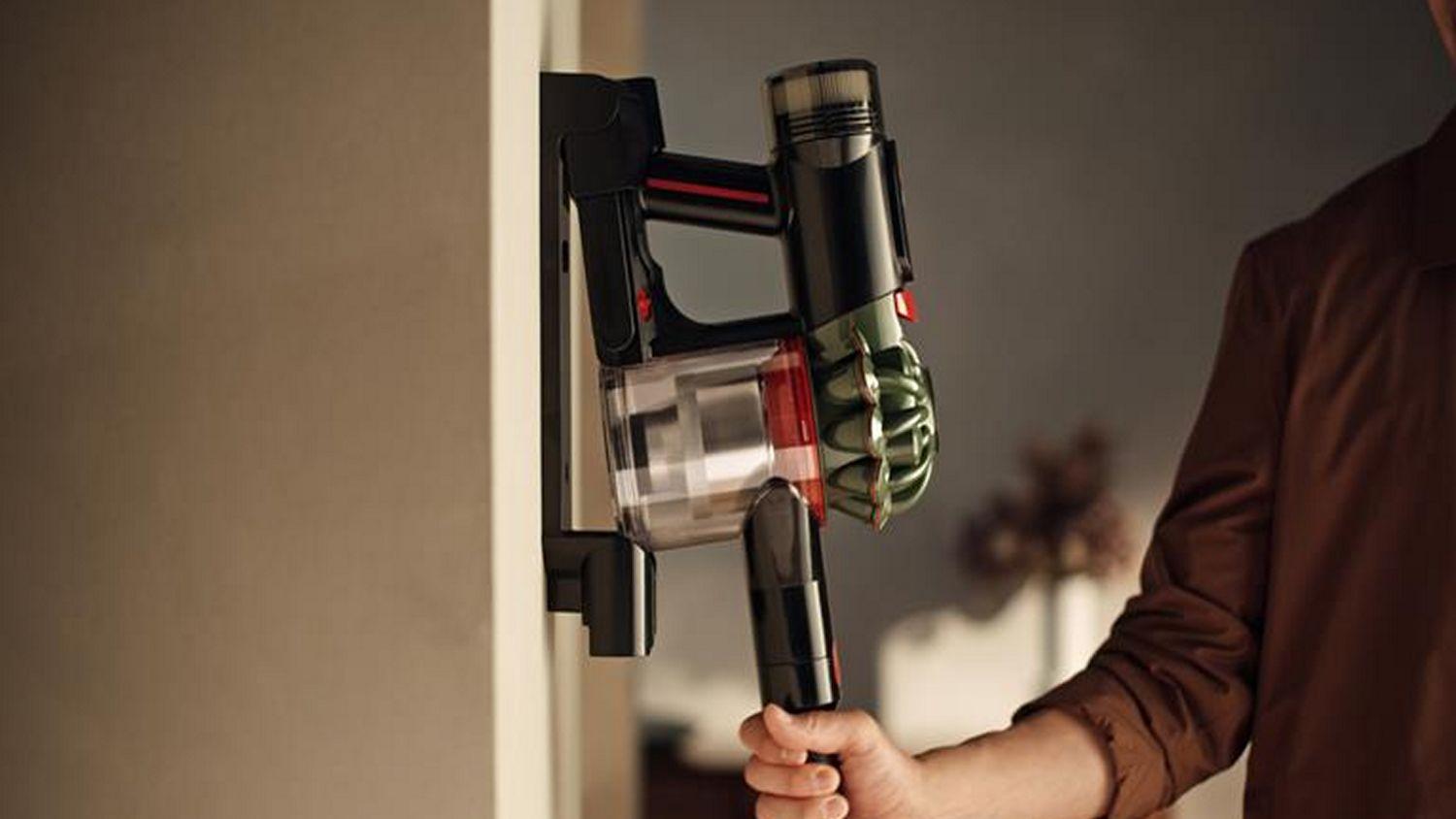 Dyson V8 Cyclone sladdlös dammsugare för 2 999 kr hos Dyson