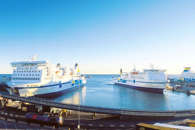 TT-Line Färjeresa till Tyskland för Fyra
