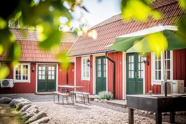 Let's deal: stuga nära Astrid Lindgrens Värld