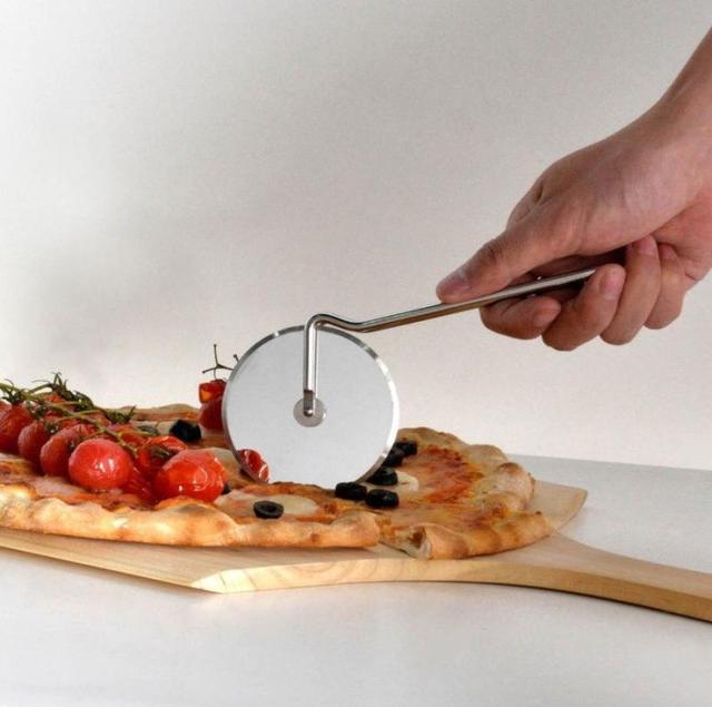 Stilren Modern Pizzaskärare för Hemmet