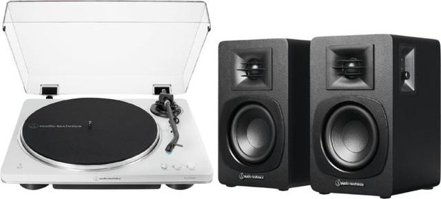 Audio Technica LP70XPT Turntable with SP3X Speakers